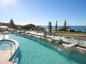 Oceans 201 luxurious beachfront apartment